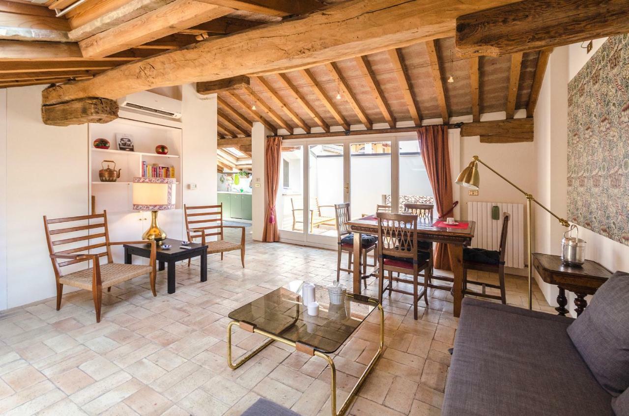 Altabella Panoramic Terrace Apartment Болонья Екстер'єр фото