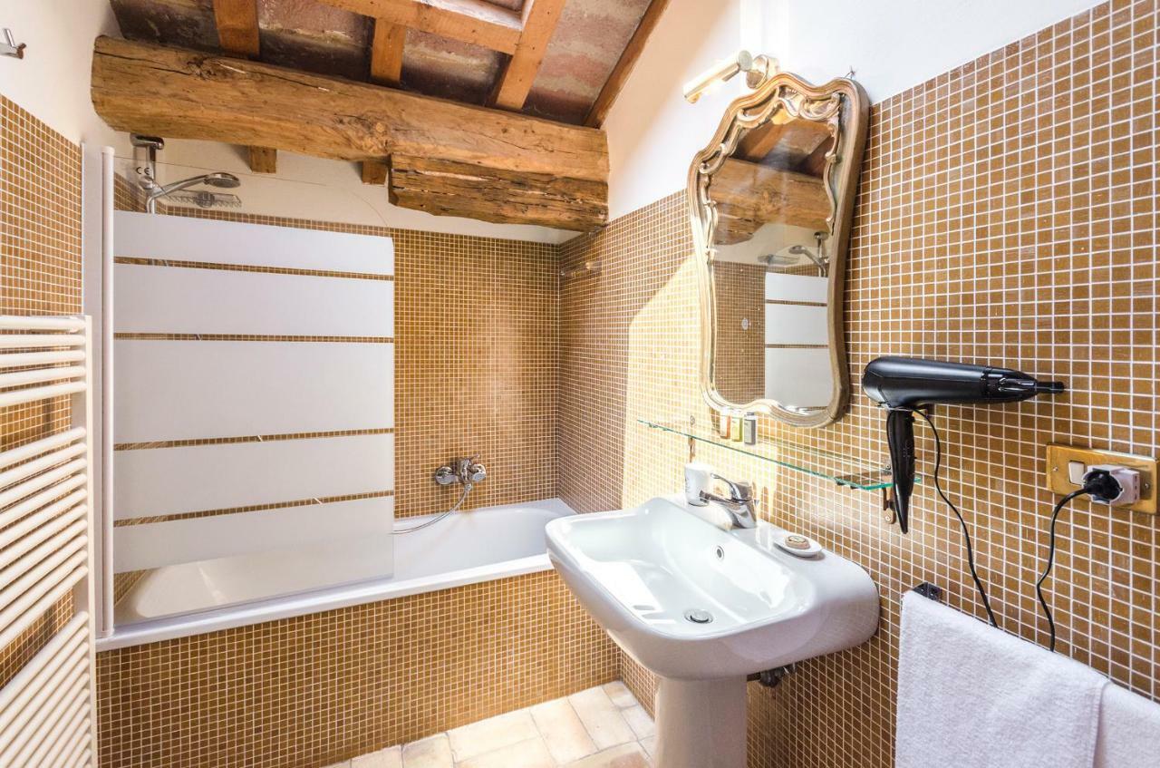 Altabella Panoramic Terrace Apartment Болонья Екстер'єр фото